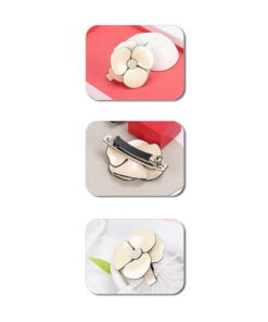 Patentspange mit Blüte beige Detail