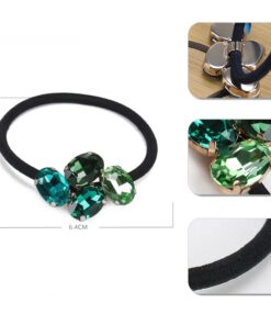 Haargummi mit gefassten Schmucksteinen – grün Detailansicht