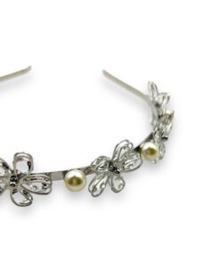 Silberner Haarreifen mit Perlen und silbernem Blumenschmuck