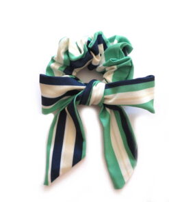 Scrunchie mit Schleife grün